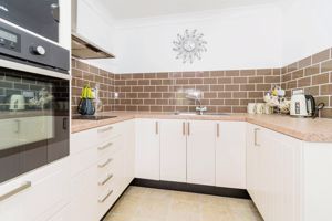KITCHEN- click for photo gallery